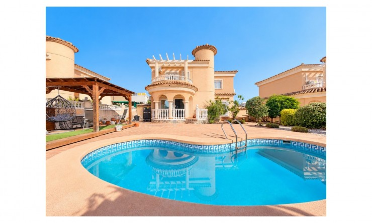 Sale - Villa Detached - San Fulgencio - urb.la marina