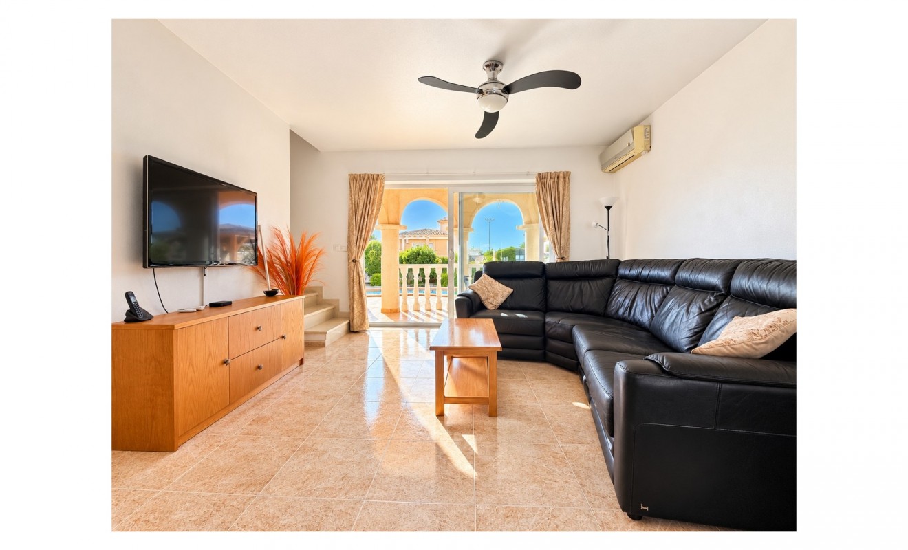 Sale - Villa Detached - San Fulgencio - urb.la marina