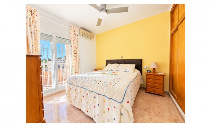 Sale - Villa Detached - San Fulgencio - urb.la marina