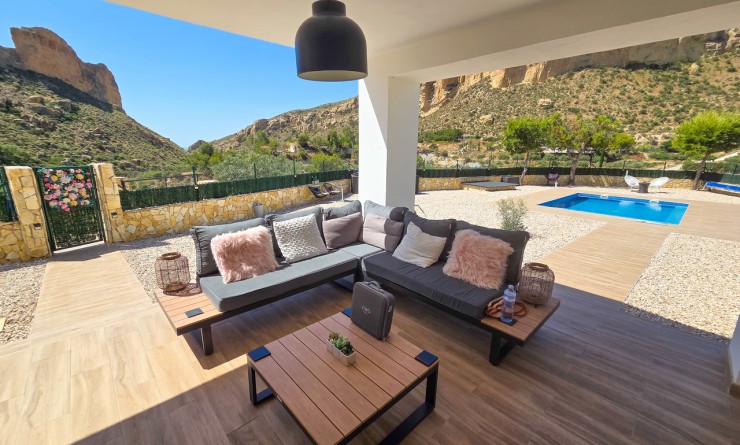Sale - Villa - Crevillente