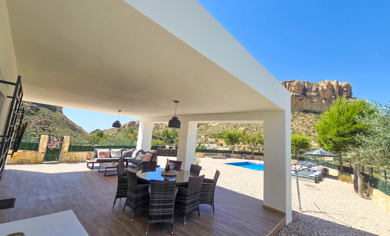 Sale - Villa - Crevillente