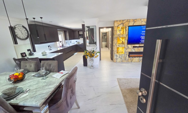 Sale - Villa - Crevillente