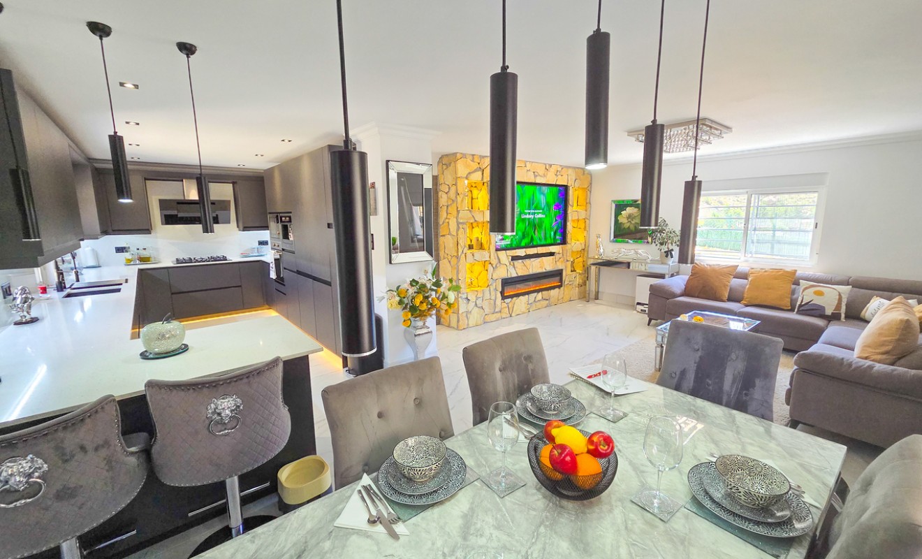 Sale - Villa - Crevillente