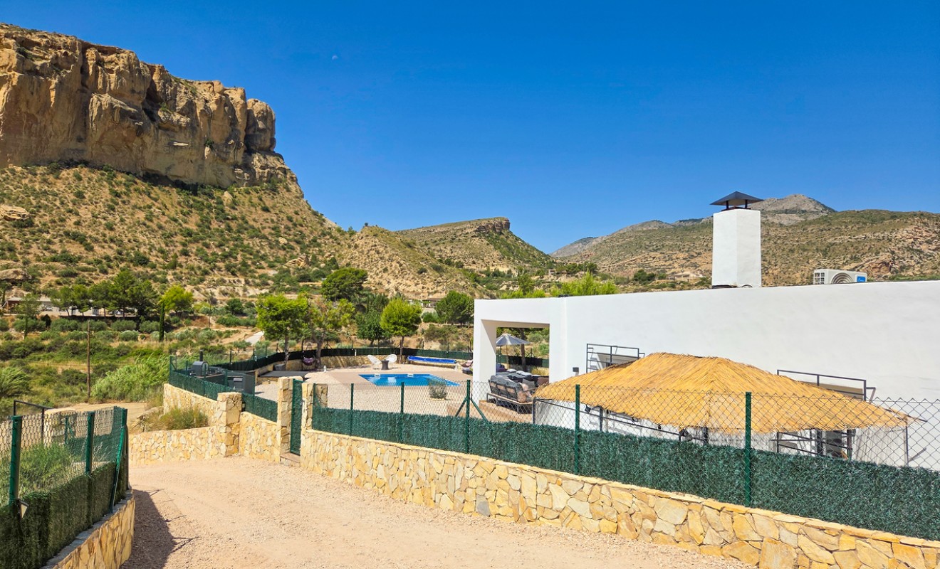 Sale - Villa - Crevillente