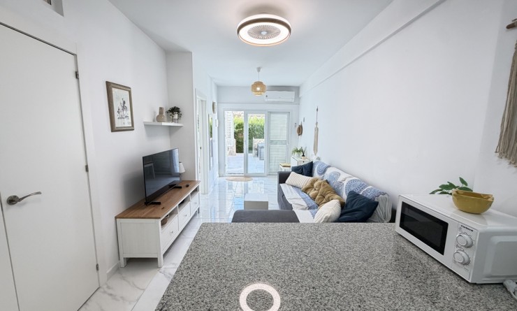 Sale - Apartment - La Zenia