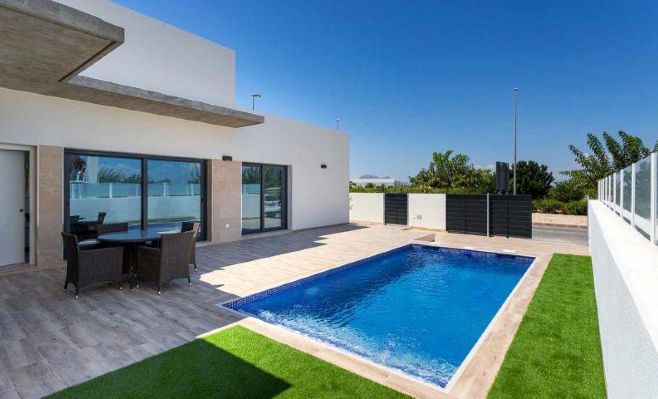 New Build - Quad House - Daya Nueva - CENTRO