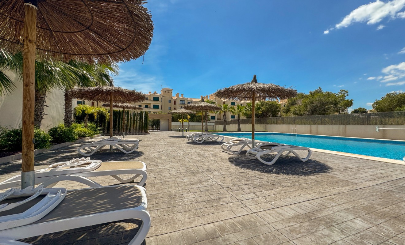 Revente - Apartment - Top Floor Apartment - Orihuela Costa - Villamartín