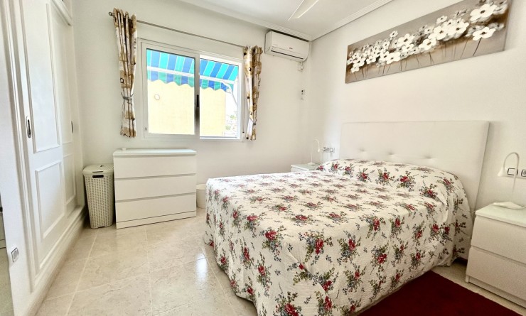 Revente - Villa - Villamartín