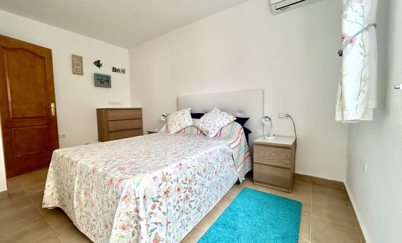Revente - Villa - Villamartín