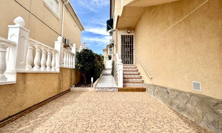 Revente - Villa - Villamartín