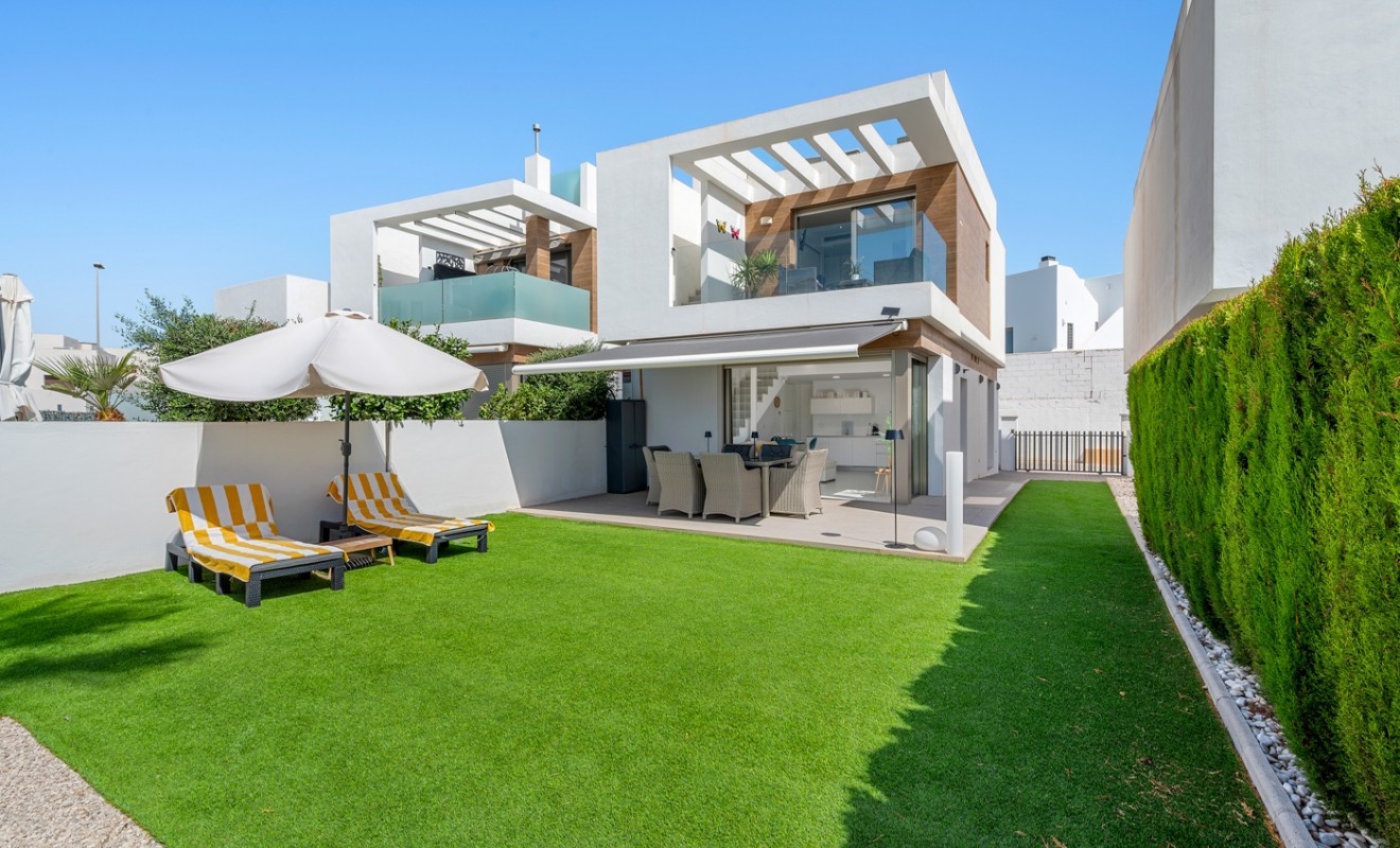 Wederverkoop - Villa - Orihuela Costa - Villamartín