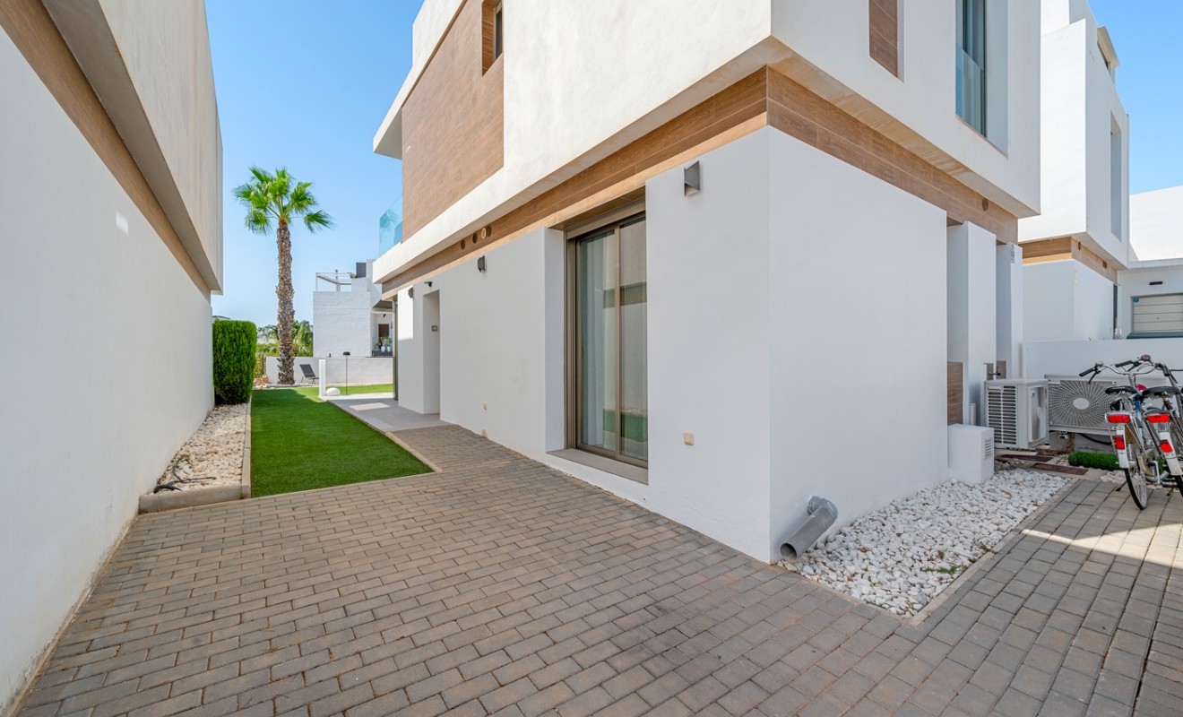 Wederverkoop - Villa - Orihuela Costa - Villamartín