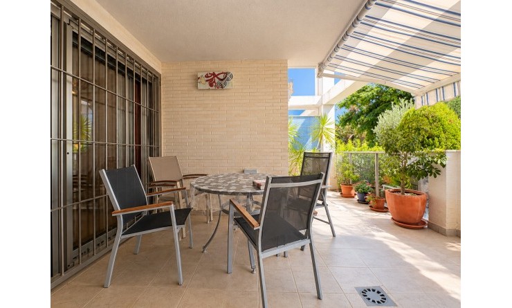 Wederverkoop - Apartment / flat - Denia - Les Marines - Las Marinas