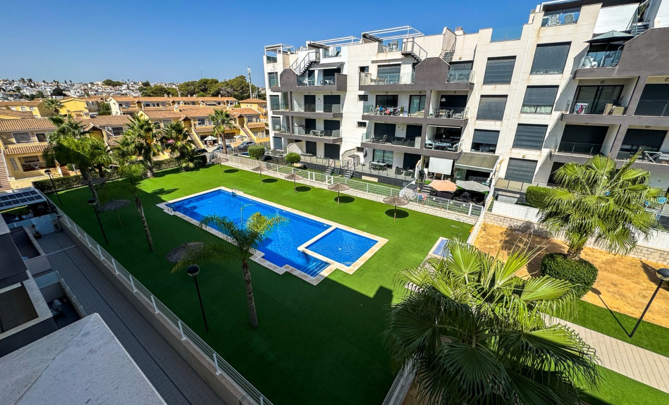 Sale - Apartment - Top Floor Apartment - Orihuela Costa - Villamartín