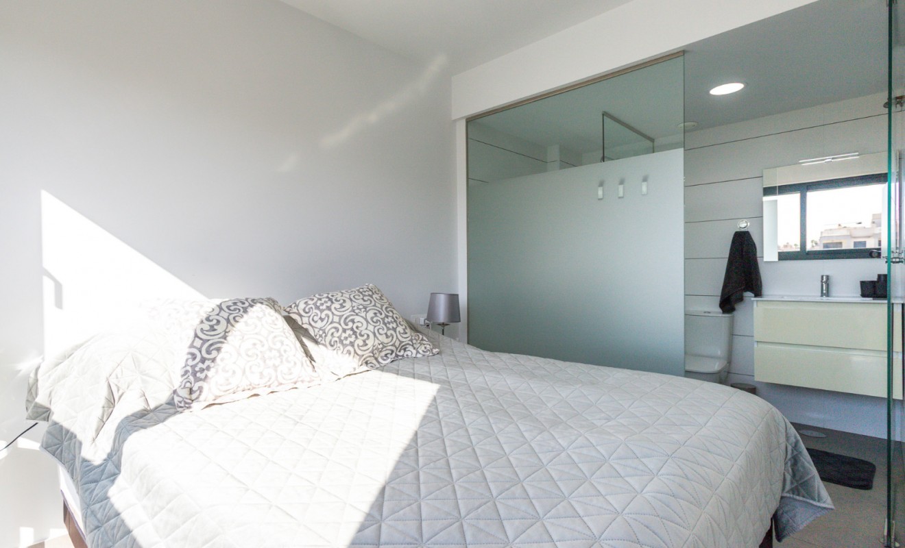 Sale - Apartment - Top Floor Apartment - Orihuela Costa - Villamartín