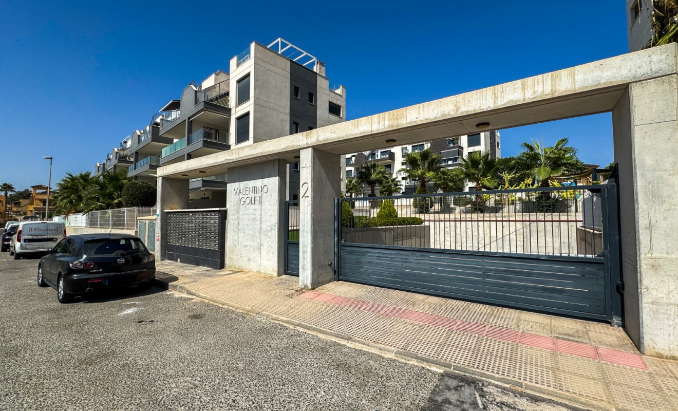 Sale - Apartment - Top Floor Apartment - Orihuela Costa - Villamartín