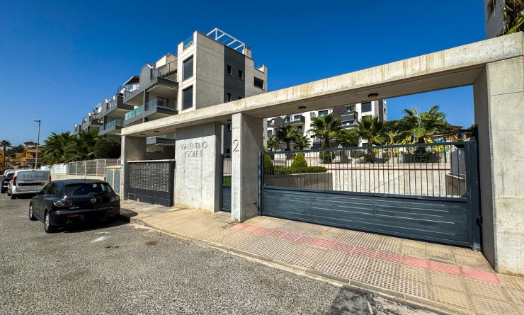 Sale - Apartment - Top Floor Apartment - Orihuela Costa - Villamartín
