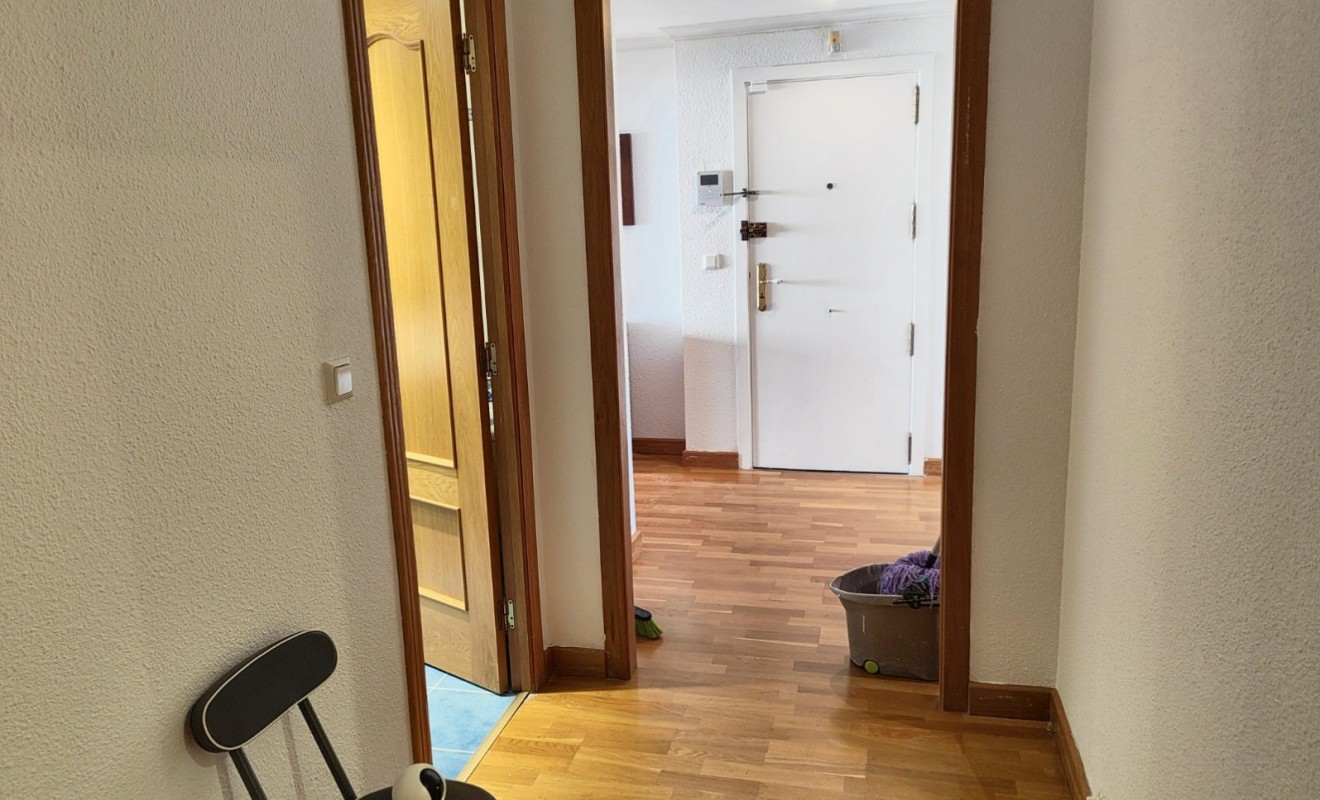 Wederverkoop - Apartment / flat - Benidorm - Zona de Poniente
