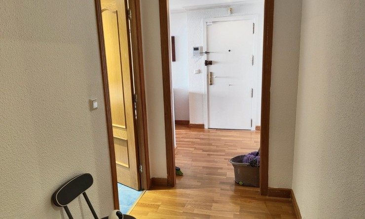 Wederverkoop - Apartment / flat - Benidorm - Zona de Poniente
