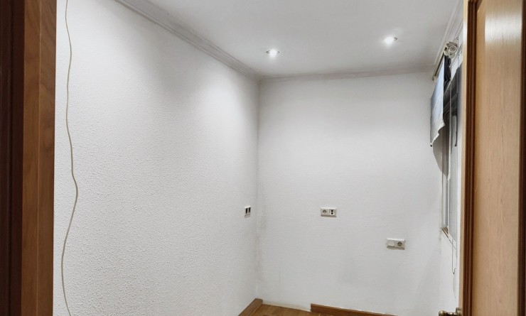 Wederverkoop - Apartment / flat - Benidorm - Zona de Poniente