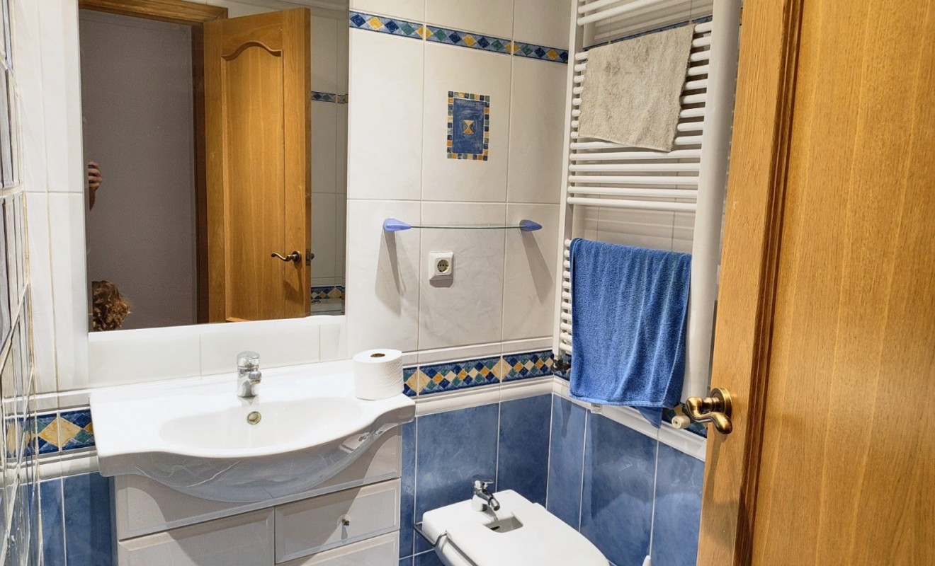 Wederverkoop - Apartment / flat - Benidorm - Zona de Poniente