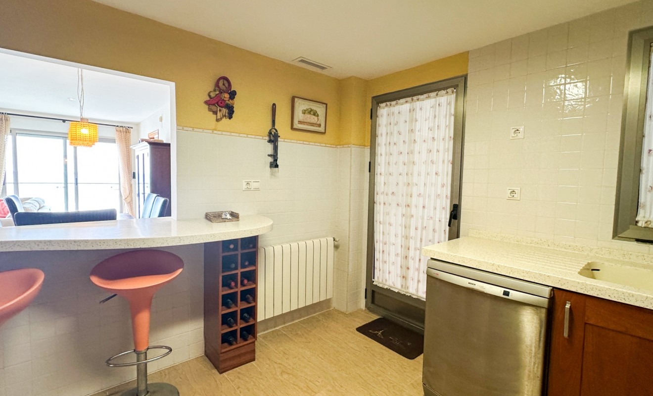 Wederverkoop - Apartment / flat - Torrevieja - Playa de los Locos