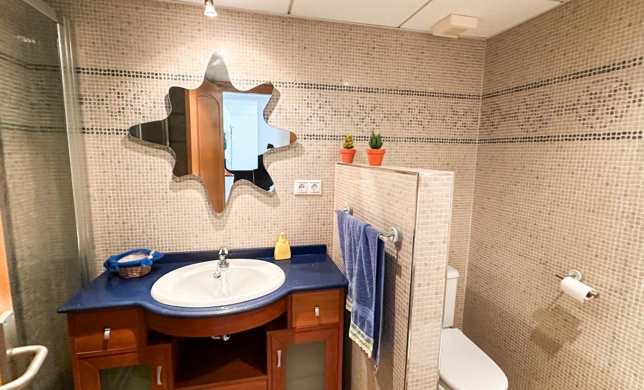 Wederverkoop - Apartment / flat - Torrevieja - Playa de los Locos