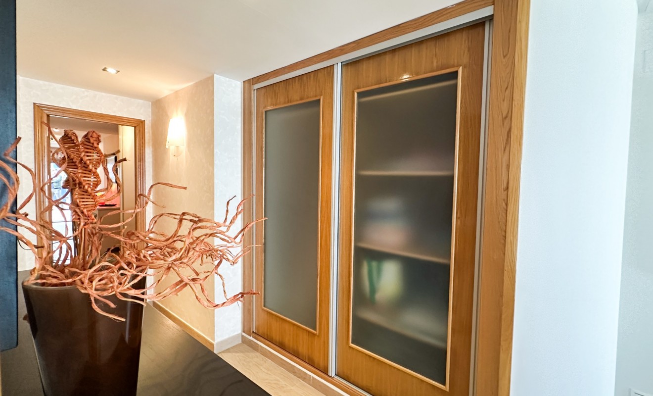 Wederverkoop - Apartment / flat - Torrevieja - Playa de los Locos