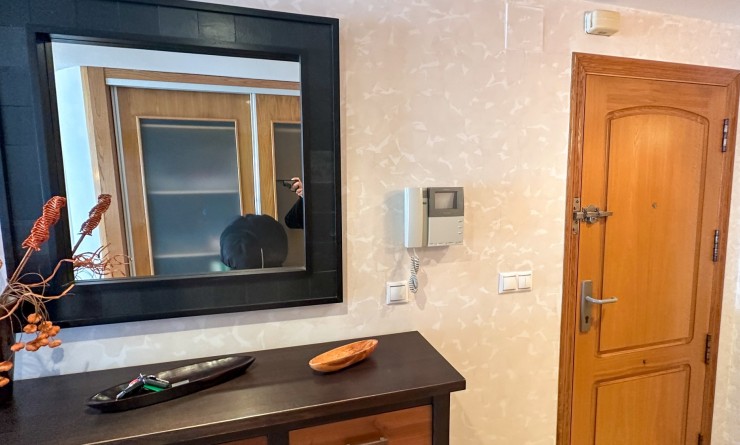 Wederverkoop - Apartment / flat - Torrevieja - Playa de los Locos