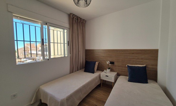 Wederverkoop - Herenhuis - Alicante - La Florida
