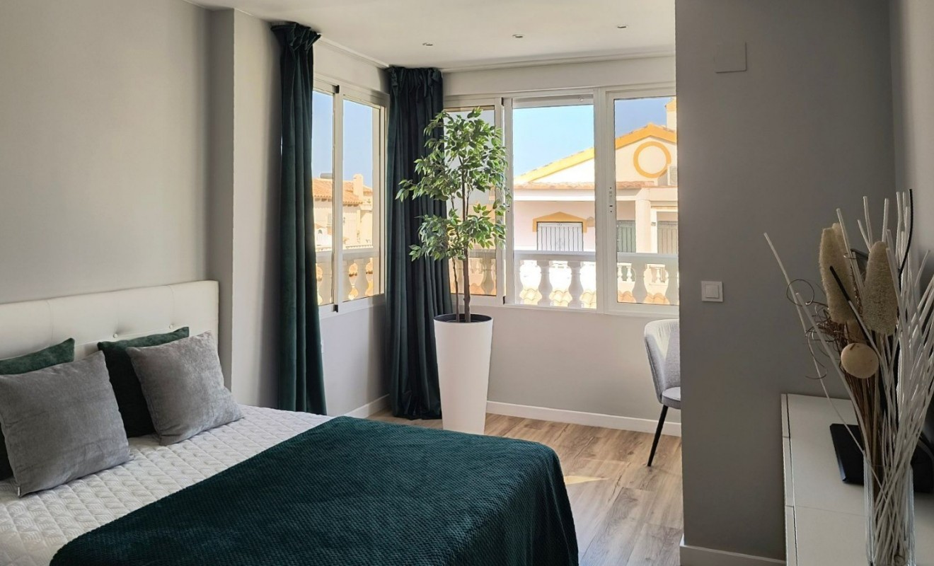 Wederverkoop - Herenhuis - Alicante - La Florida