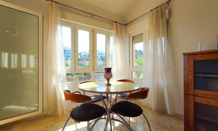 Revente - Villa - Villamartín