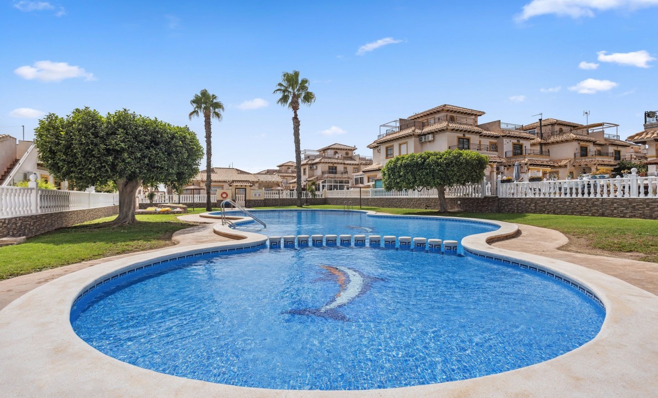 Sale - Semi-detached house - Lomas de Cabo Roig