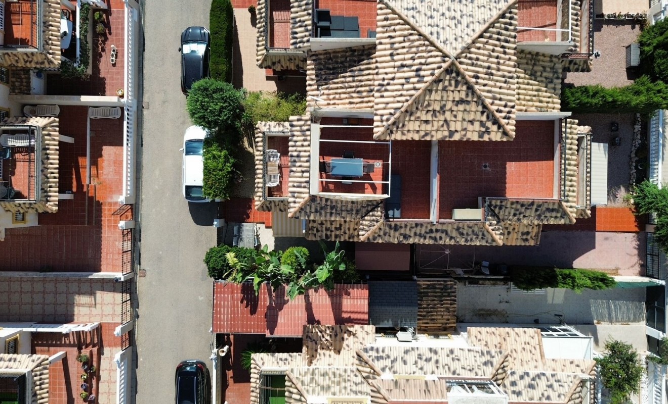 Sale - Semi-detached house - Lomas de Cabo Roig