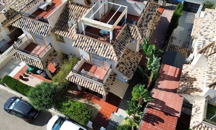 Sale - Semi-detached house - Lomas de Cabo Roig