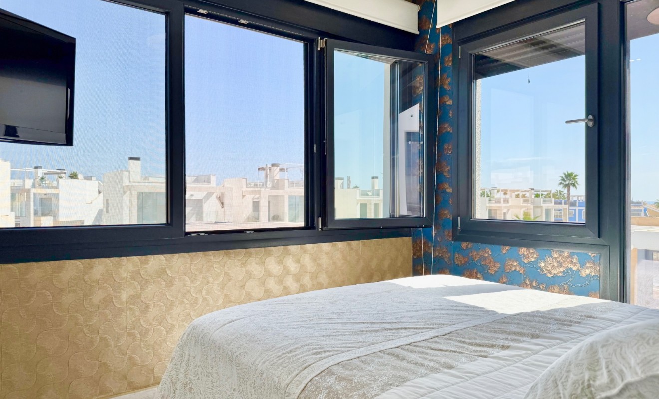 Wederverkoop - Villa - Orihuela Costa - Cabo Roig
