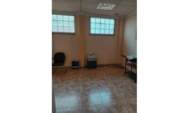 Wederverkoop - Local - Benidorm - Centro