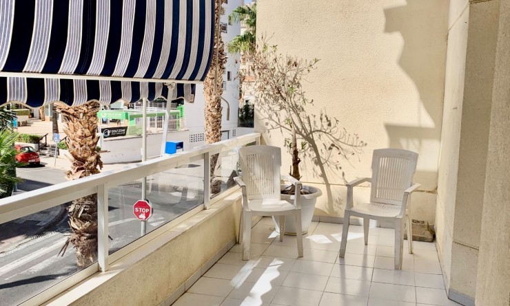Wederverkoop - Apartment / flat - Albir - center