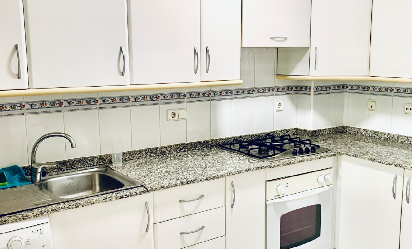 Wederverkoop - Apartment / flat - Albir - center