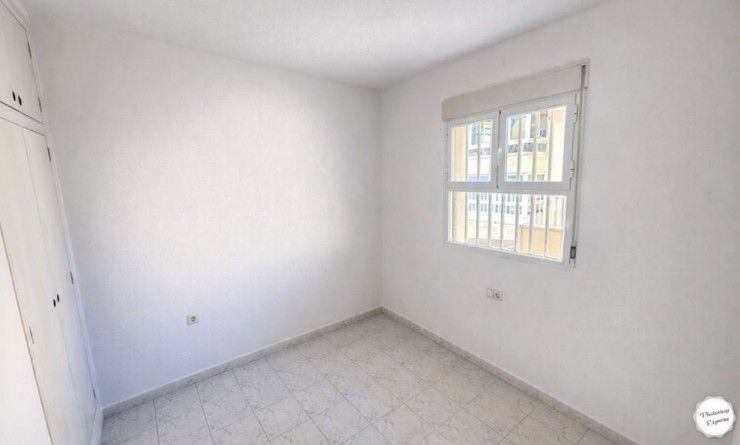 Wederverkoop - Apartment / flat - Albir - center
