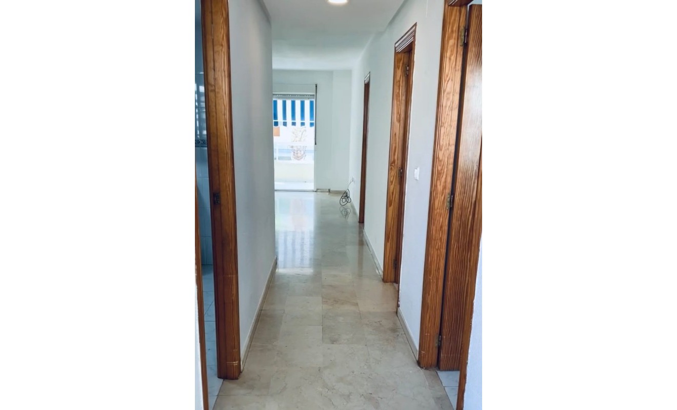 Wederverkoop - Apartment / flat - Albir - center
