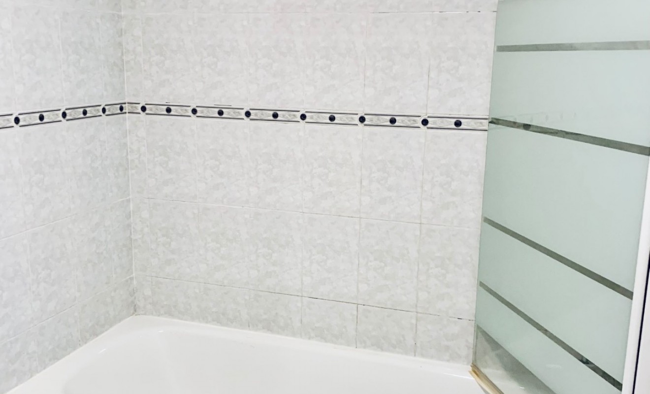 Wederverkoop - Apartment / flat - Albir - center