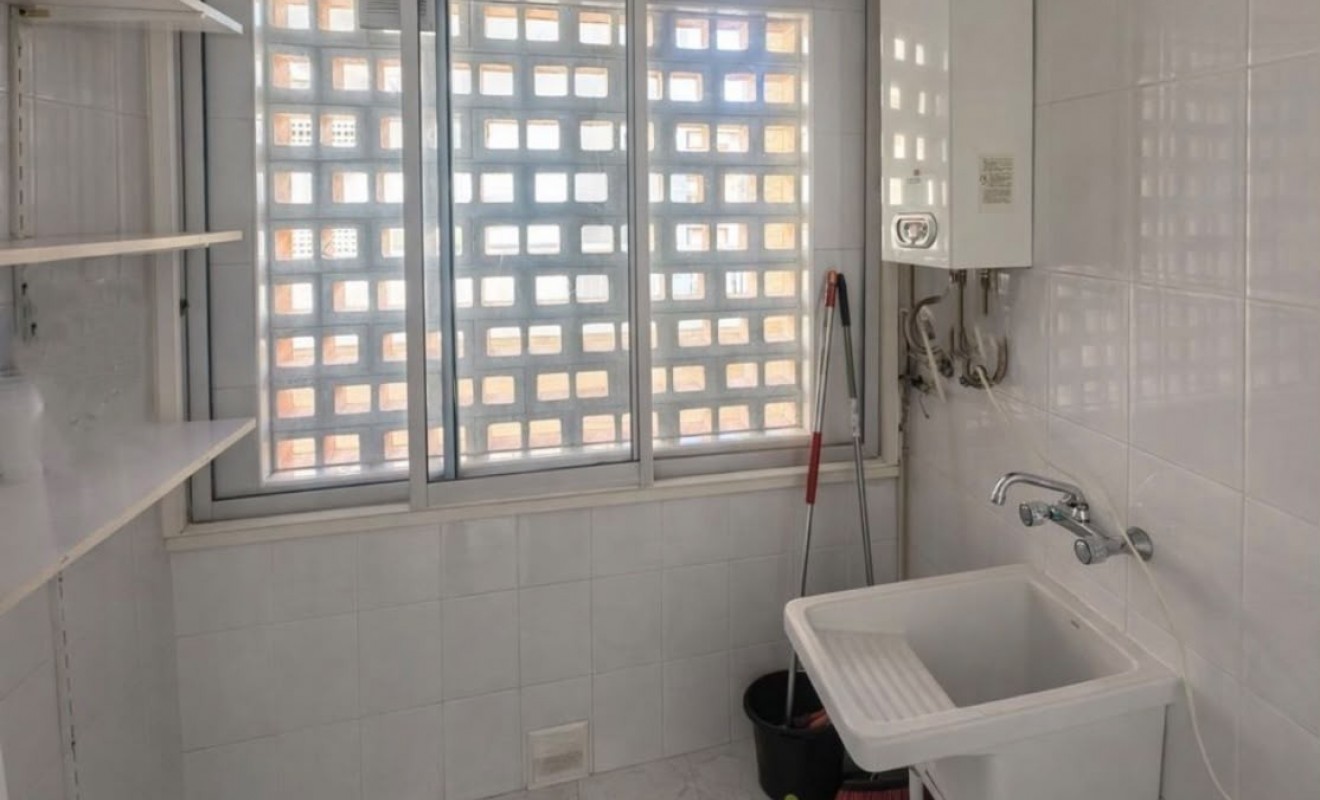 Wederverkoop - Apartment / flat - Albir - center