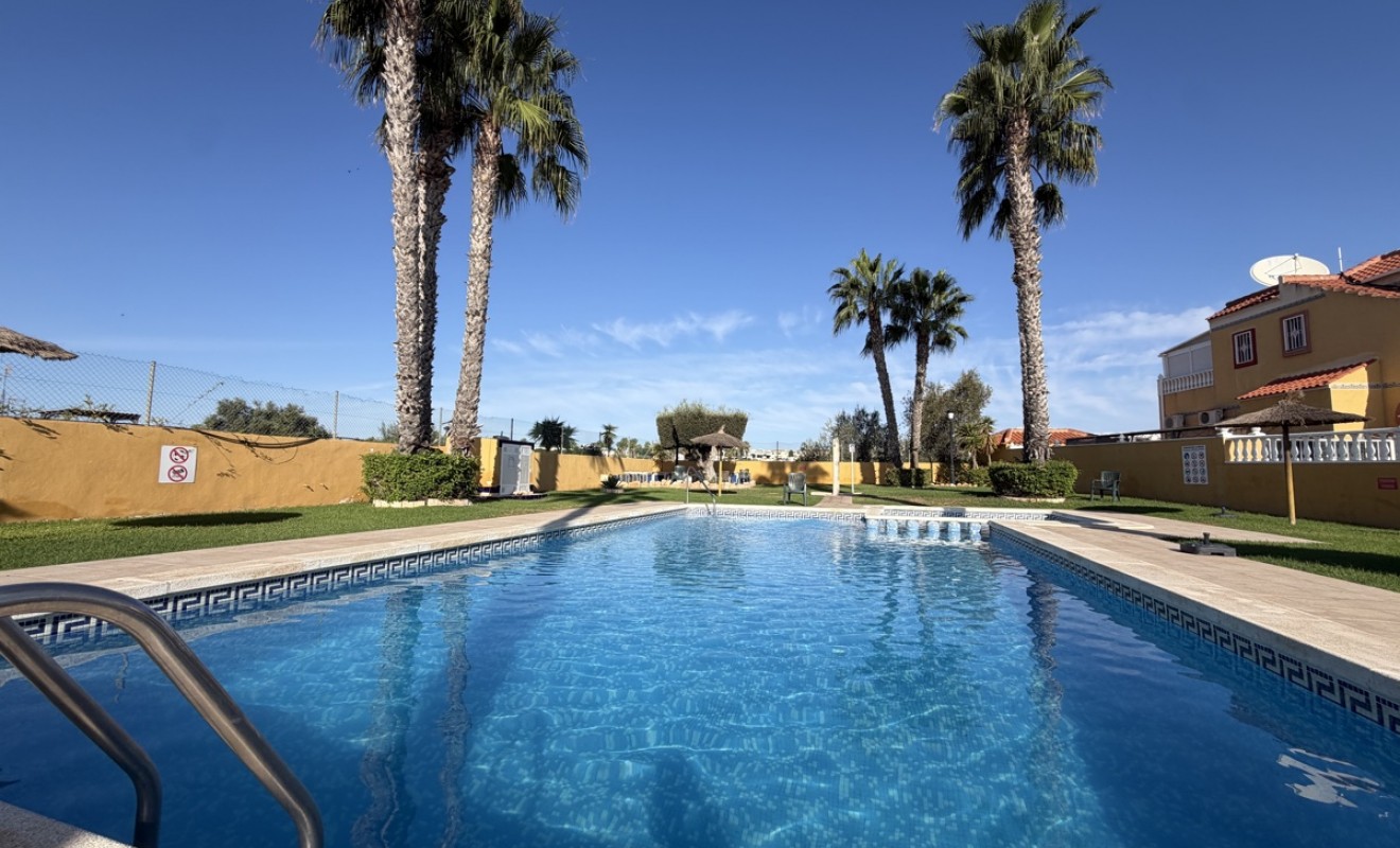 Sale - Apartment - Cabo Roig