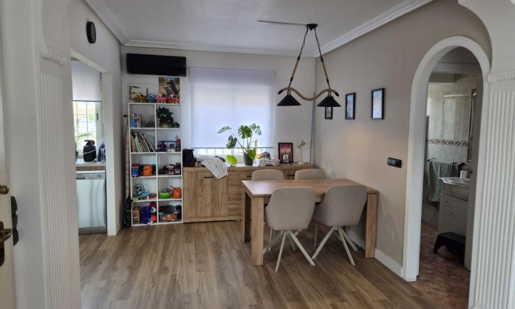 Sale - Semi-detached Villa - Torre de la Horadada
