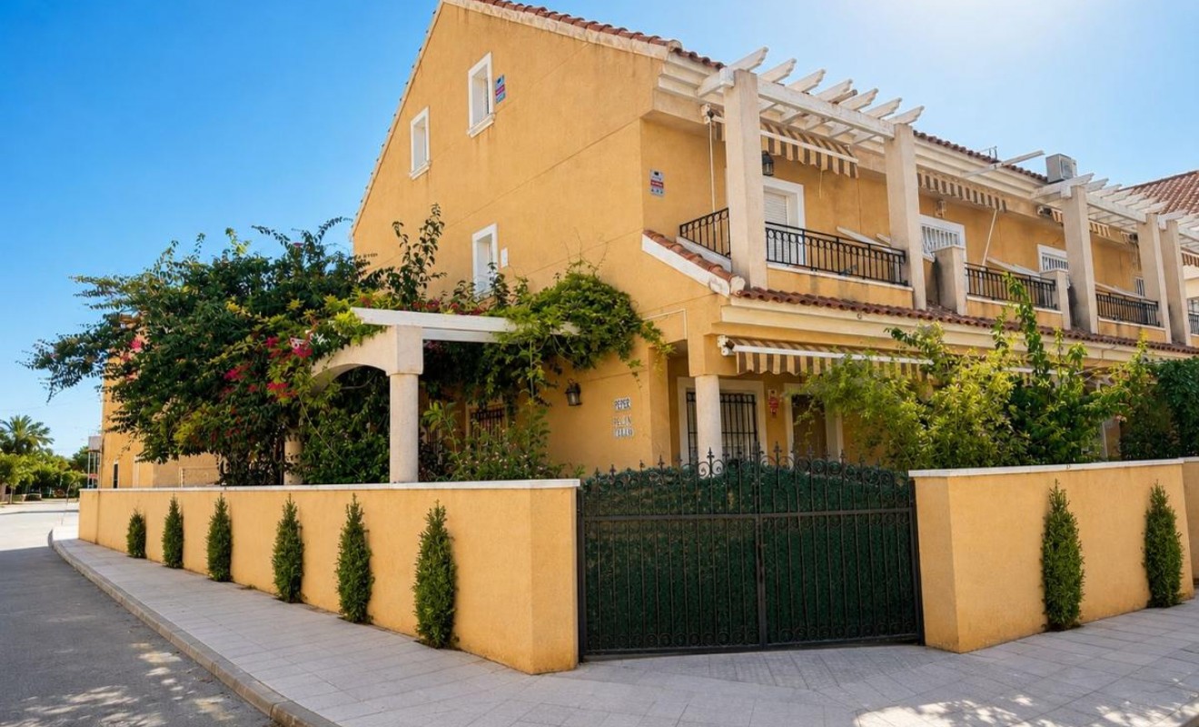 Sale - Townhouse - Torre de la Horadada