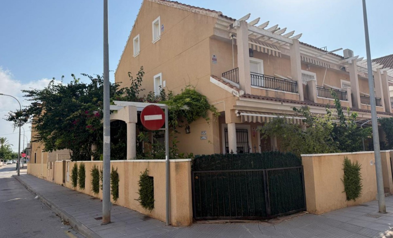 Sale - Townhouse - Torre de la Horadada