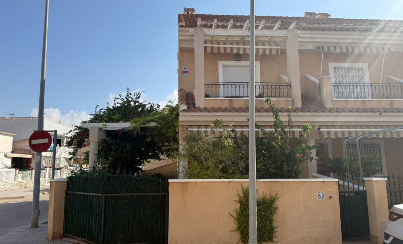Sale - Townhouse - Torre de la Horadada