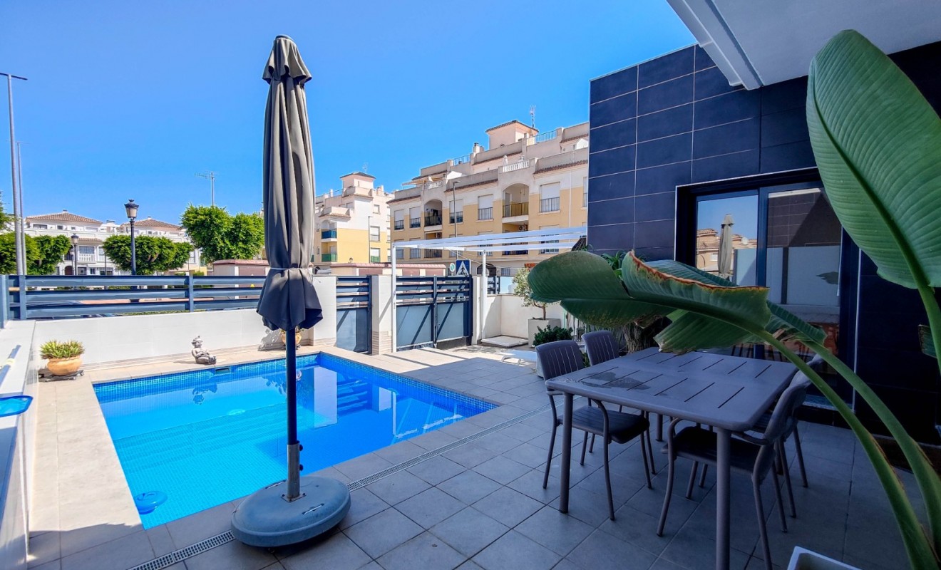 Sale - Villa - Formentera del Segura