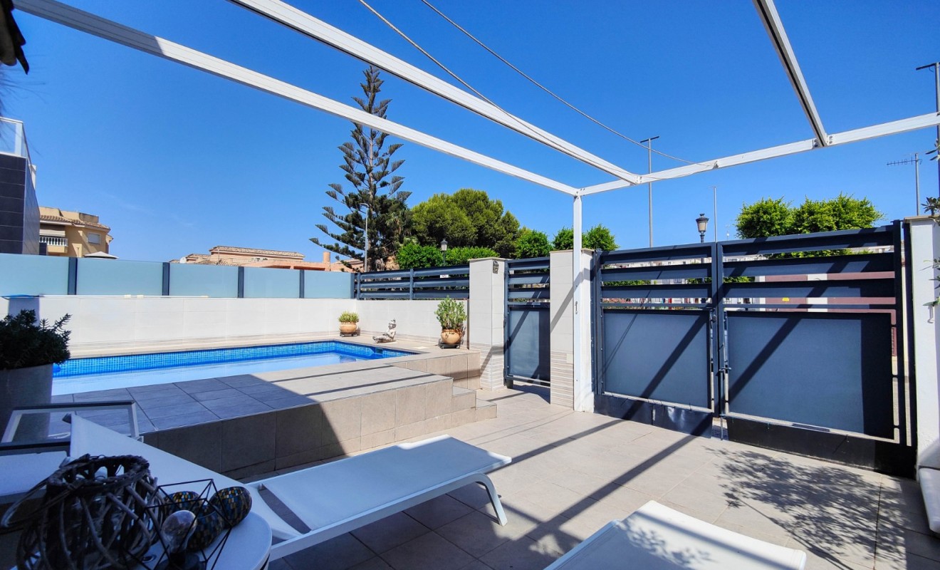 Sale - Villa - Formentera del Segura